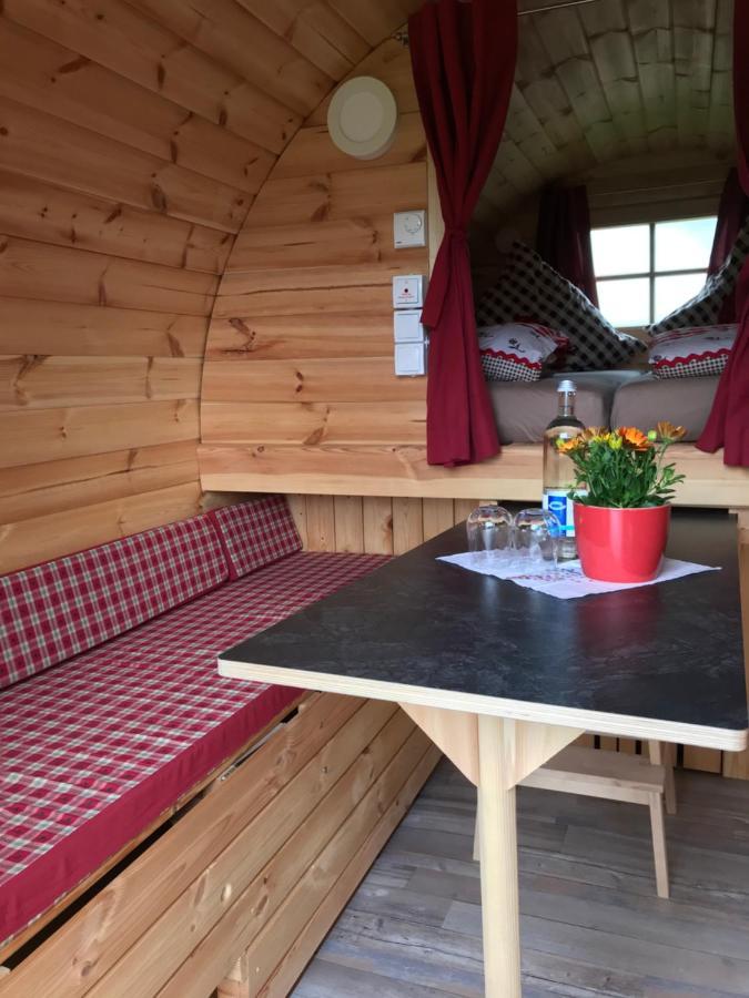 ホテル Holz Faessla Wolframs-Eschenbach エクステリア 写真