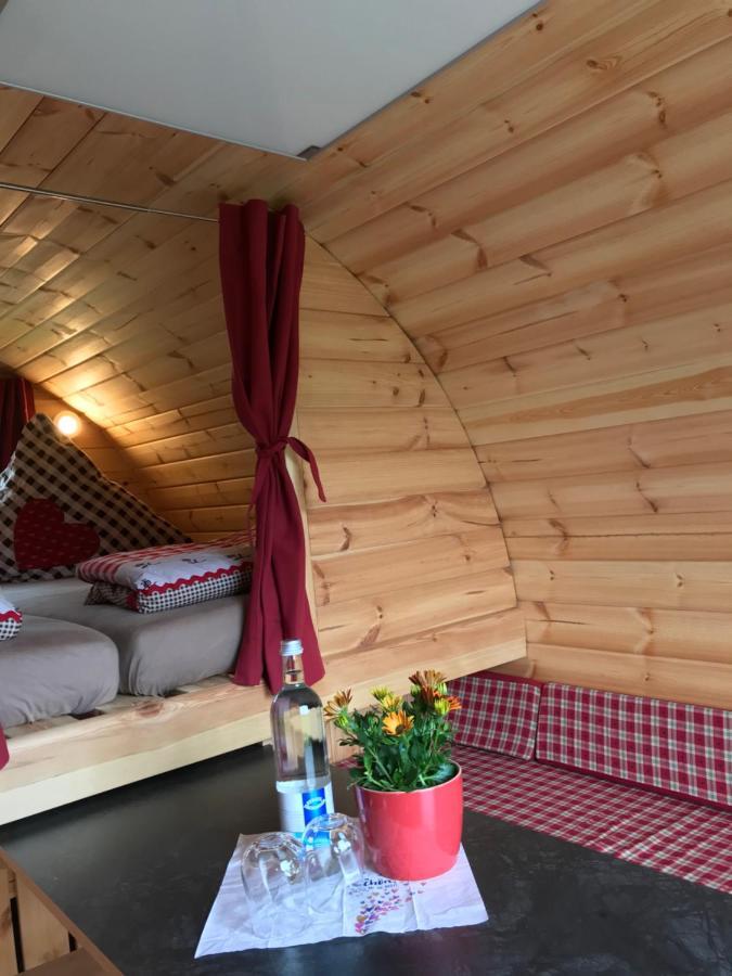 ホテル Holz Faessla Wolframs-Eschenbach エクステリア 写真