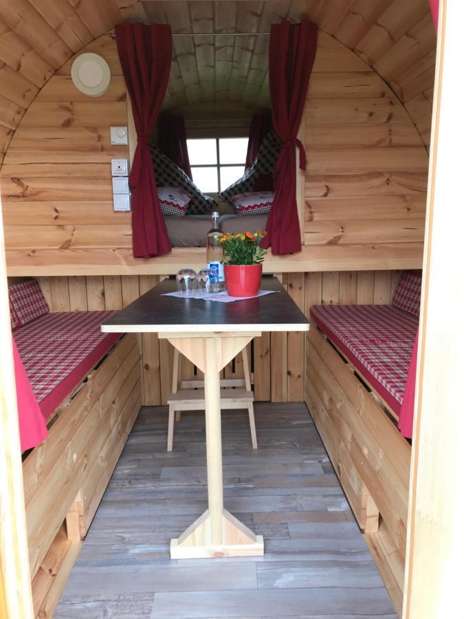 ホテル Holz Faessla Wolframs-Eschenbach エクステリア 写真